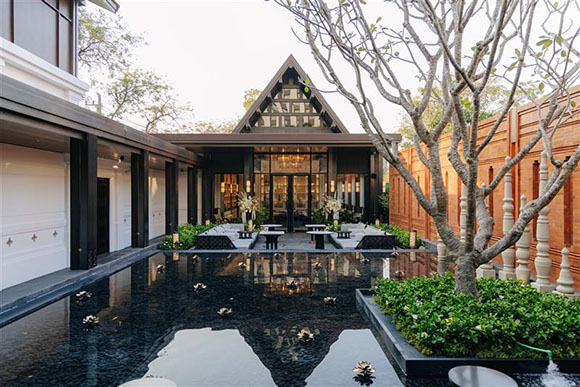 5268 AWC The ii Spa and Club InterContinental