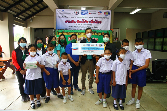 Thai Otsuka Group Donating Schlorships and Educational Equipment