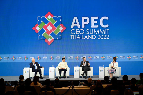ประธาน PwC โกลบอล ขึ้นเวทีร่วมแลกเปลี่ยนความคิดเห็นกับผู้นำในงาน APEC CEO Summit 2022