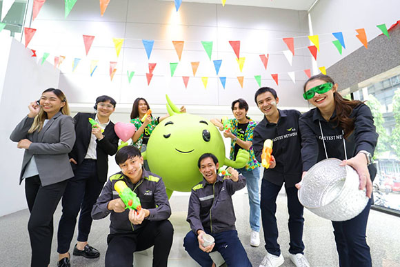 4387 AIS สงกรานต์ 01