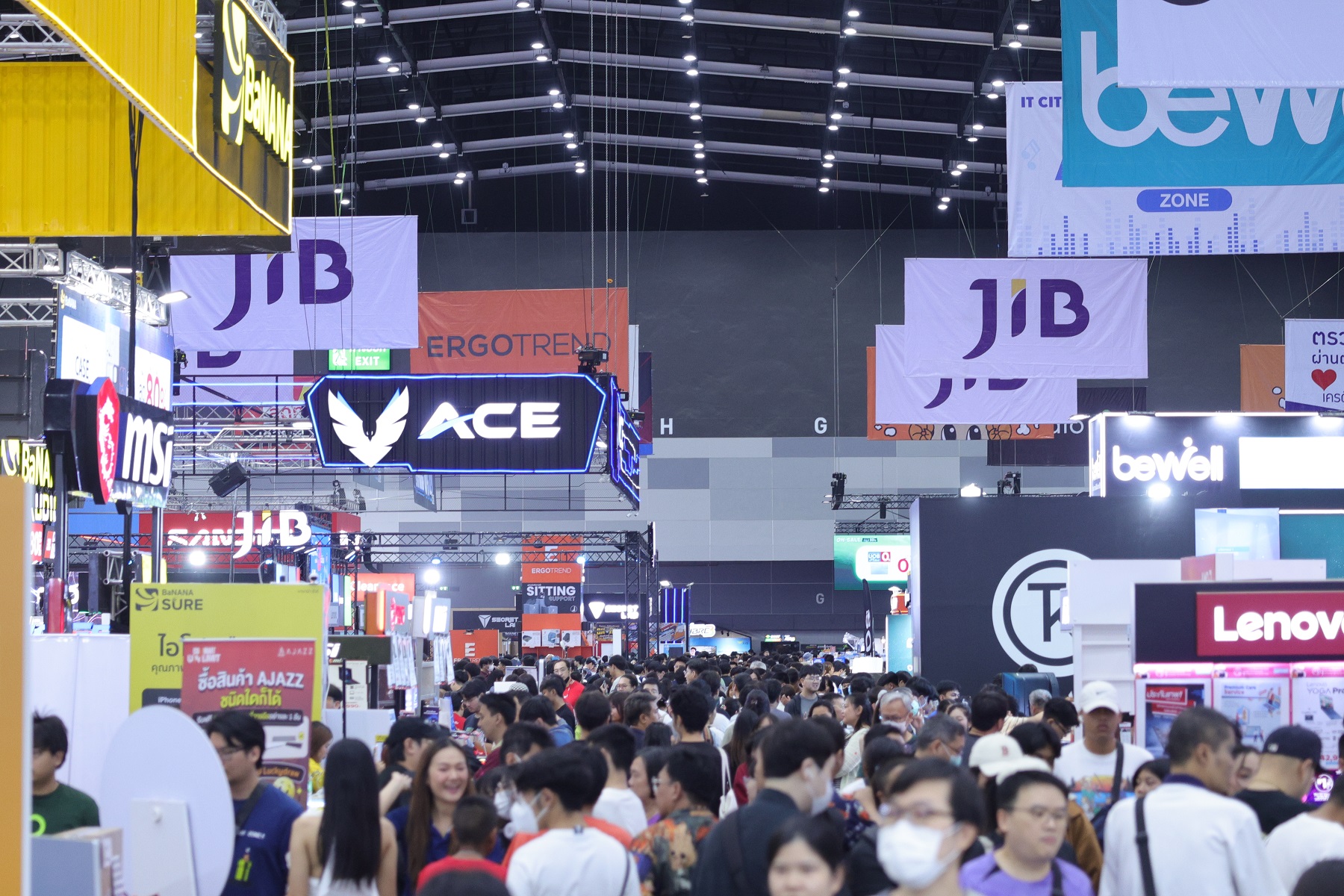COMMART UNLIMIT 2025 ประกาศความสำเร็จ!  กระแส AI PC แรงไม่หยุด กระตุ้นยอดขายโน้ตบุ๊กสูงสุดในงาน